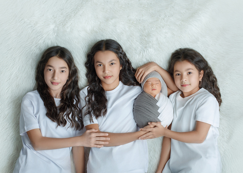 Ньюборн позировка